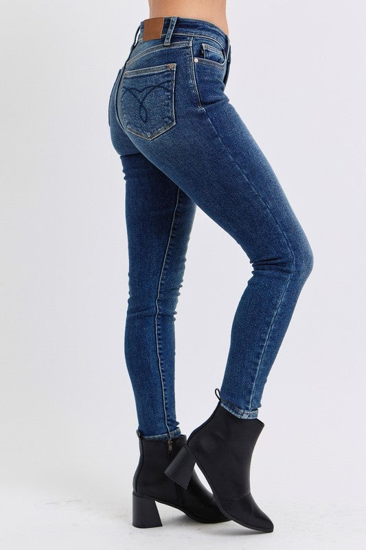 Judy Blue Not Like Us Thermal Skinny Jeans (0-24W)