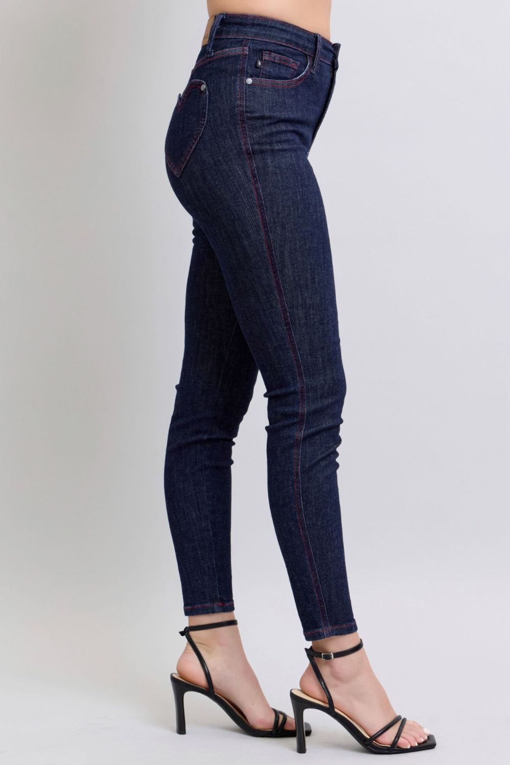 Judy Blue New Romantics Heart Shaped Pocket Skinny Jeans (0-24W)