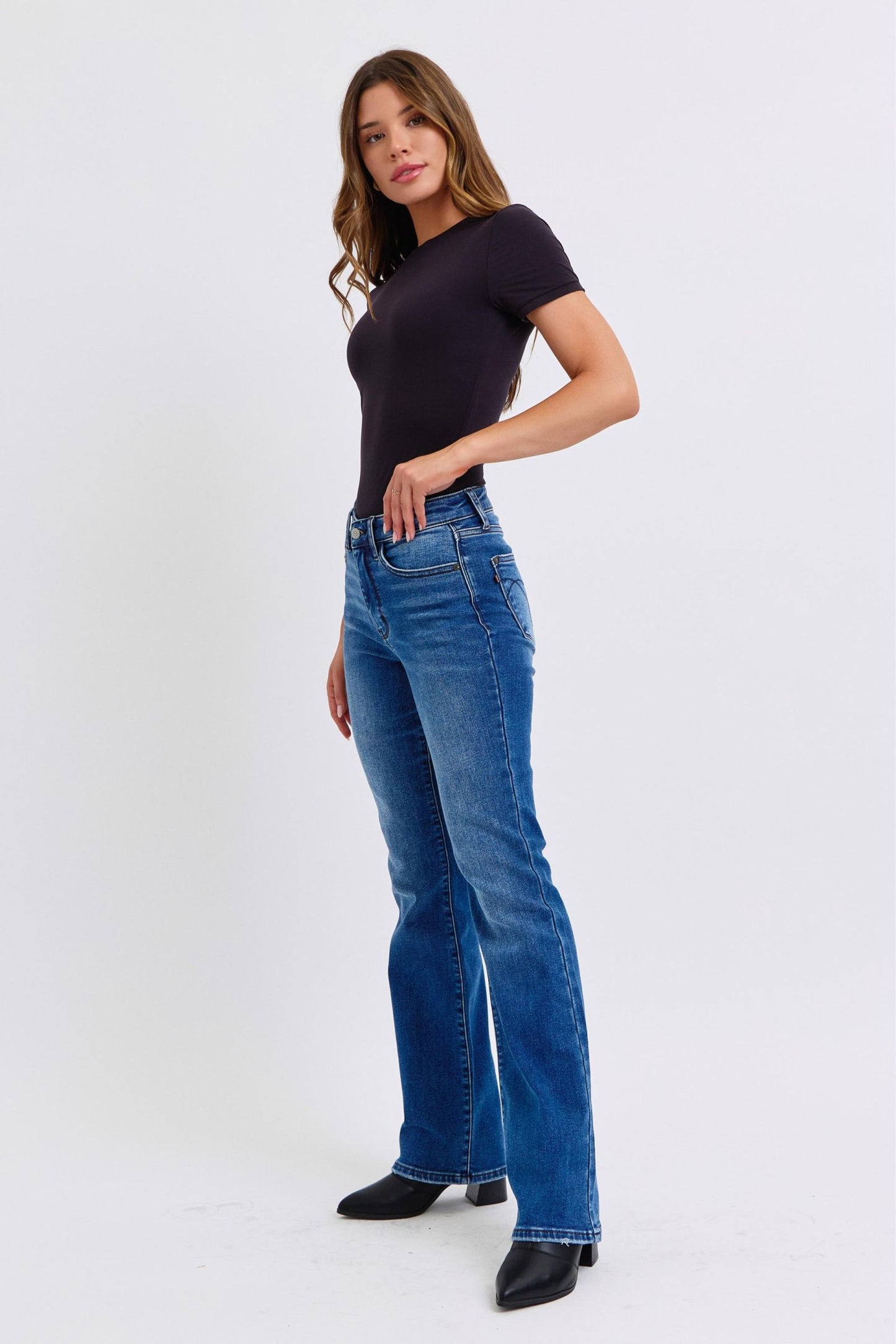 Judy Blue Miss Dutton Thermal Bootcut Jeans (0-24W)