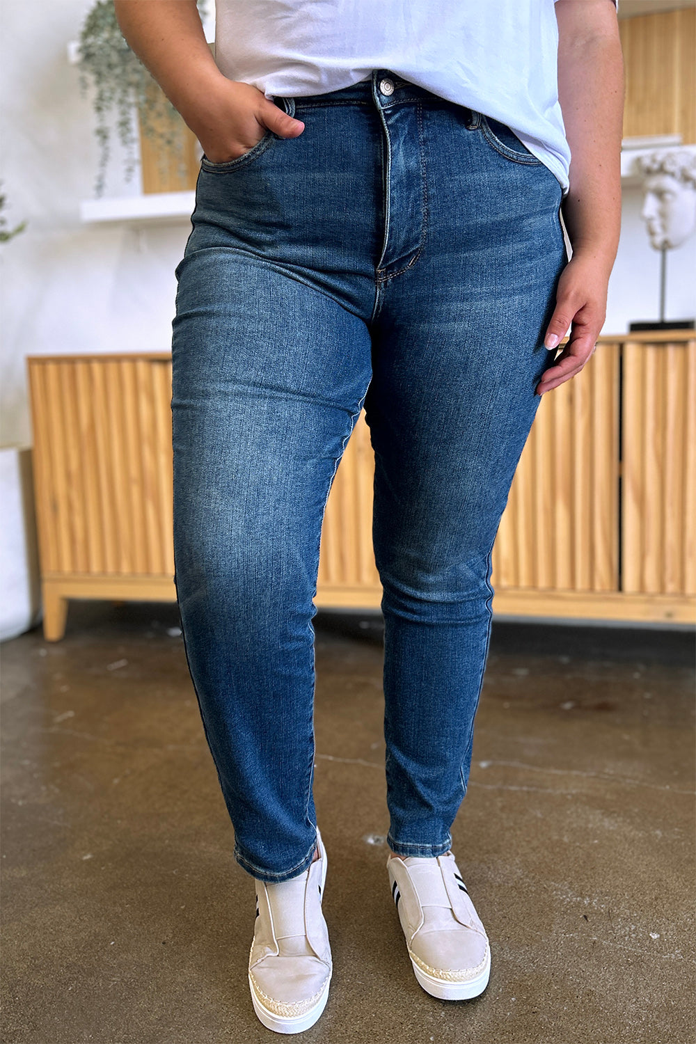 Judy Blue Fields + Fences Tummy Control Straight Leg Jeans (0-24W)
