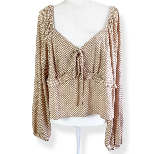 Arula tan gingham print long sleeve cropped top SZ 1X