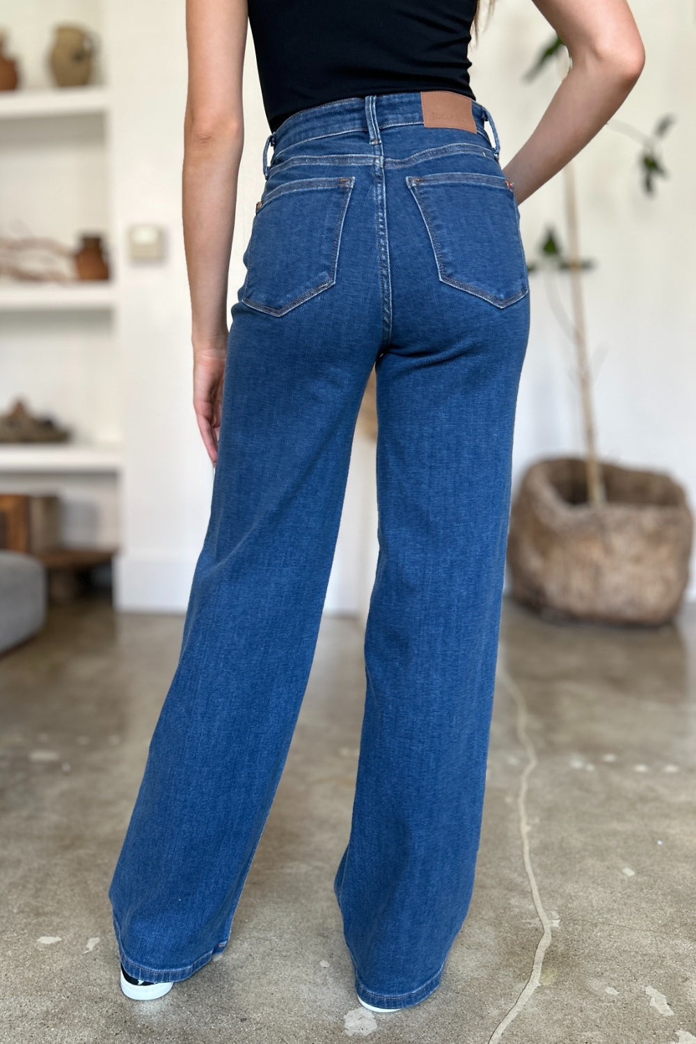 Judy Blue Lead The Way Straight Leg Jeans (0-24W)