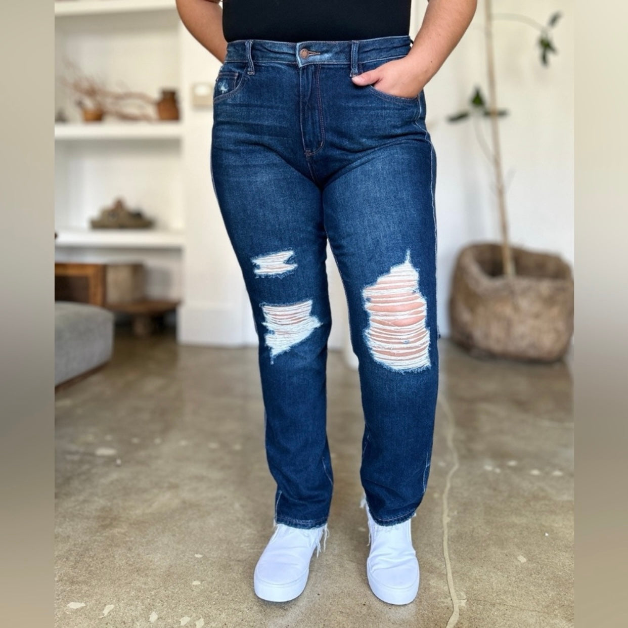 Judy Blue No Limits Rigid Magic Straight Leg Jeans (0-24W)