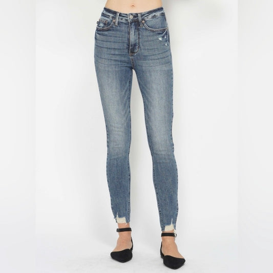 Judy Blue Do You Mean It Tummy Control Skinny Jeans (0-24W)
