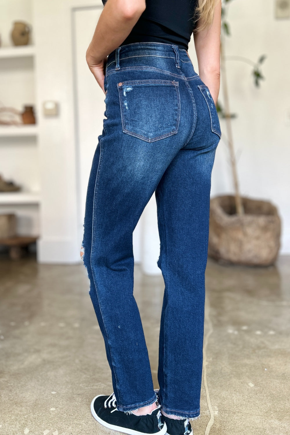 Judy Blue No Limits Rigid Magic Straight Leg Jeans (0-24W)