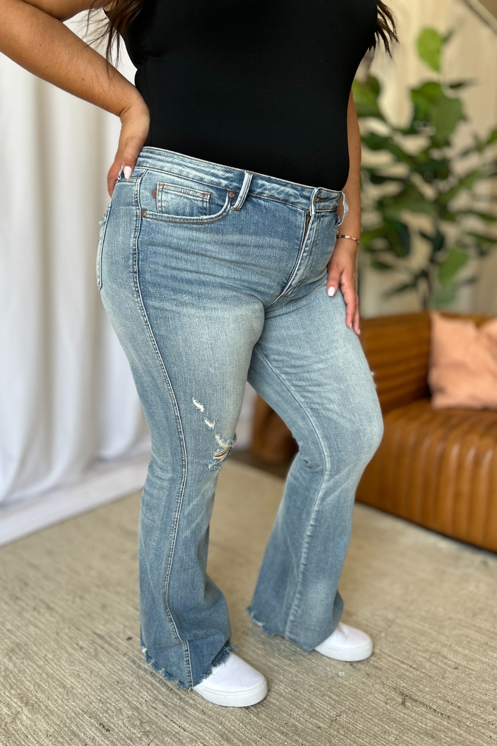Judy Blue Push 2 Start Tummy Control Flare Jeans (0-24W)