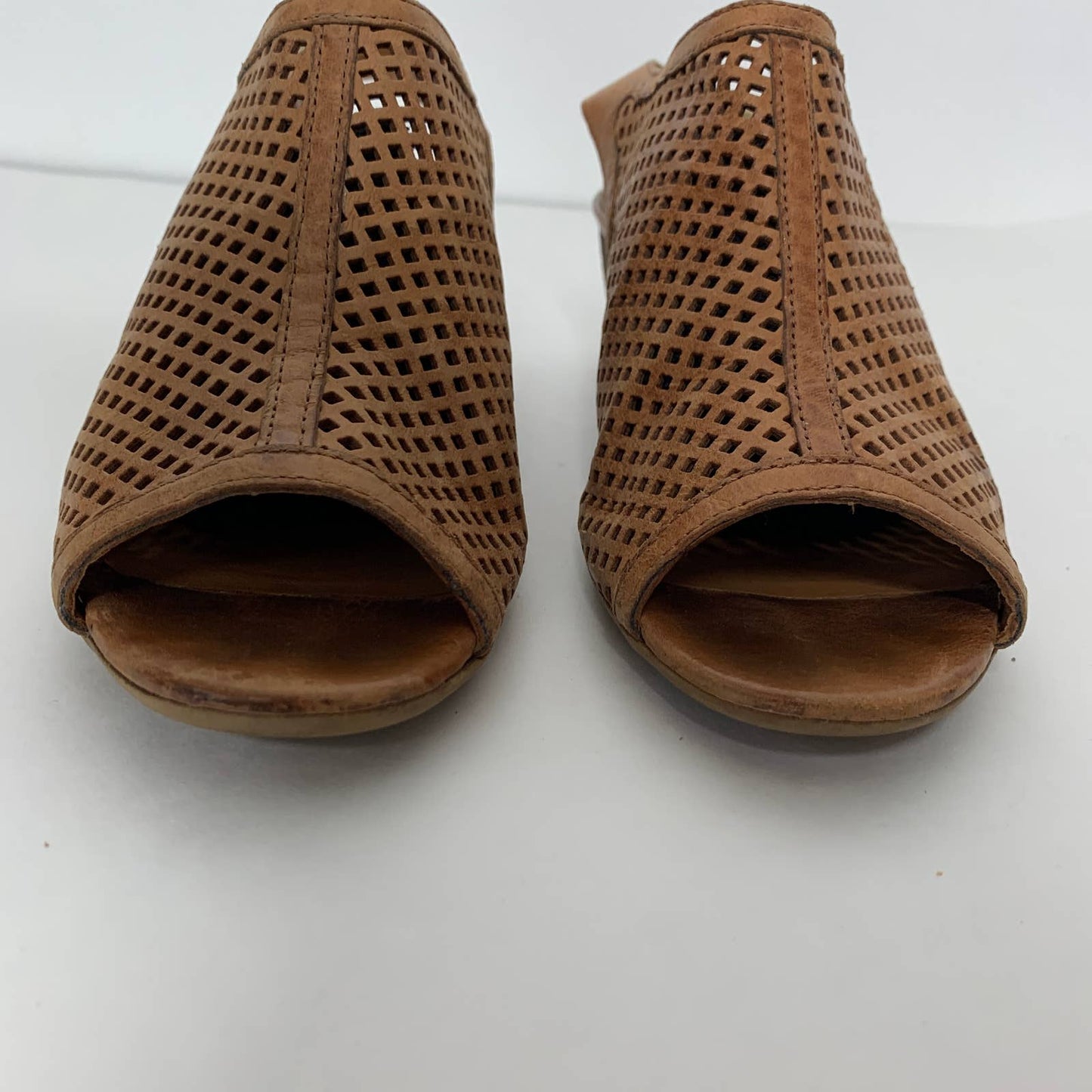 Paul Green Lois perforated leather slingback sandal SZ 6.5