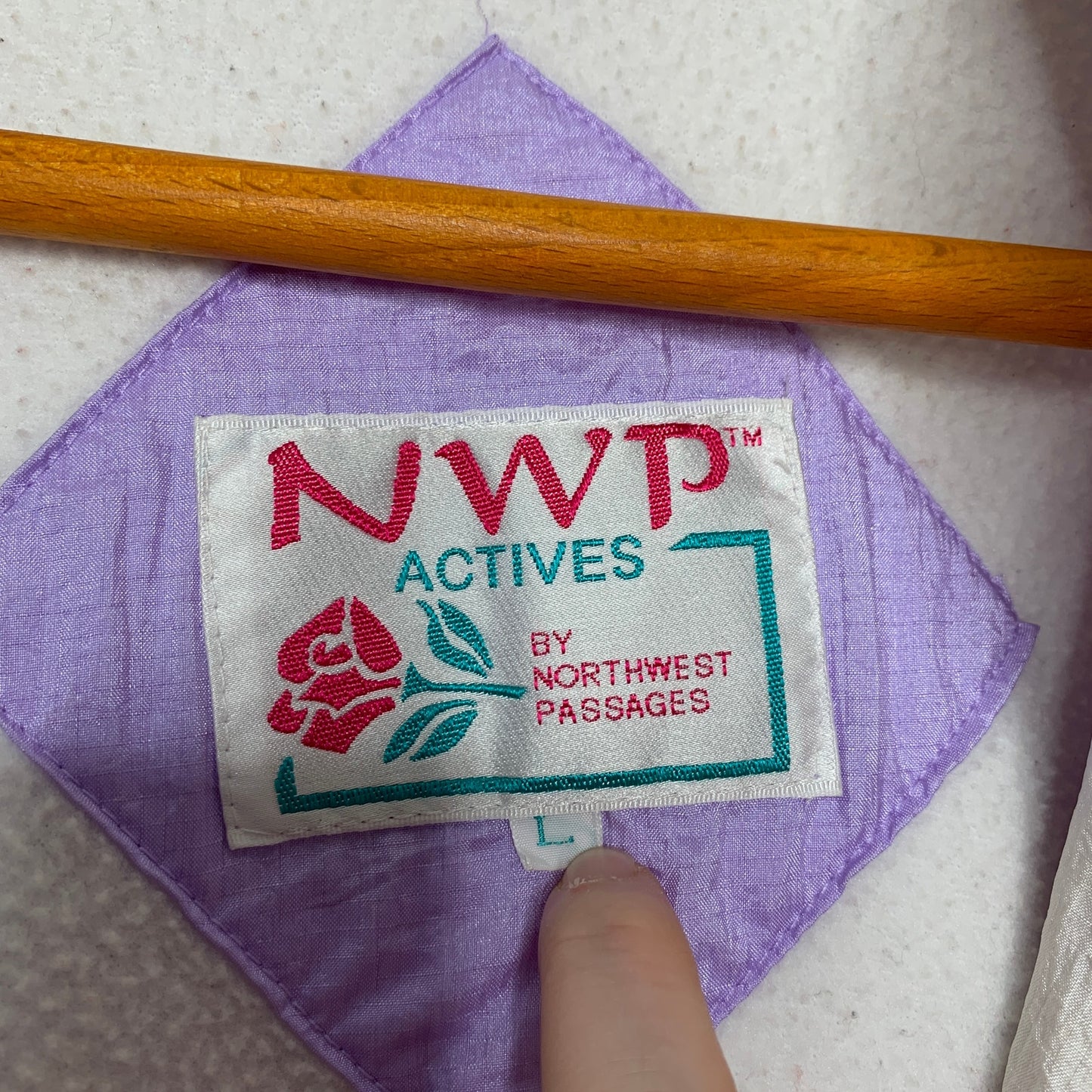 Vintage 80s Northwest Passage women's purple white windbreaker jacket SZ L