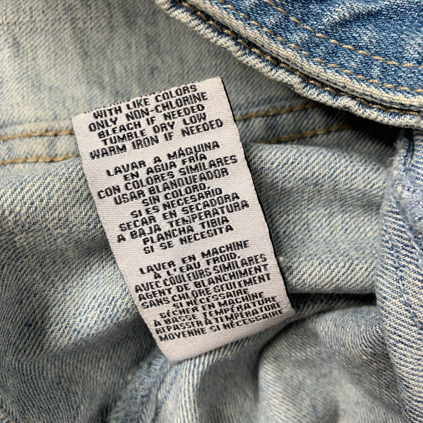 Boom Boom Jeans Y2K style distressed denim jean jacket SZ M