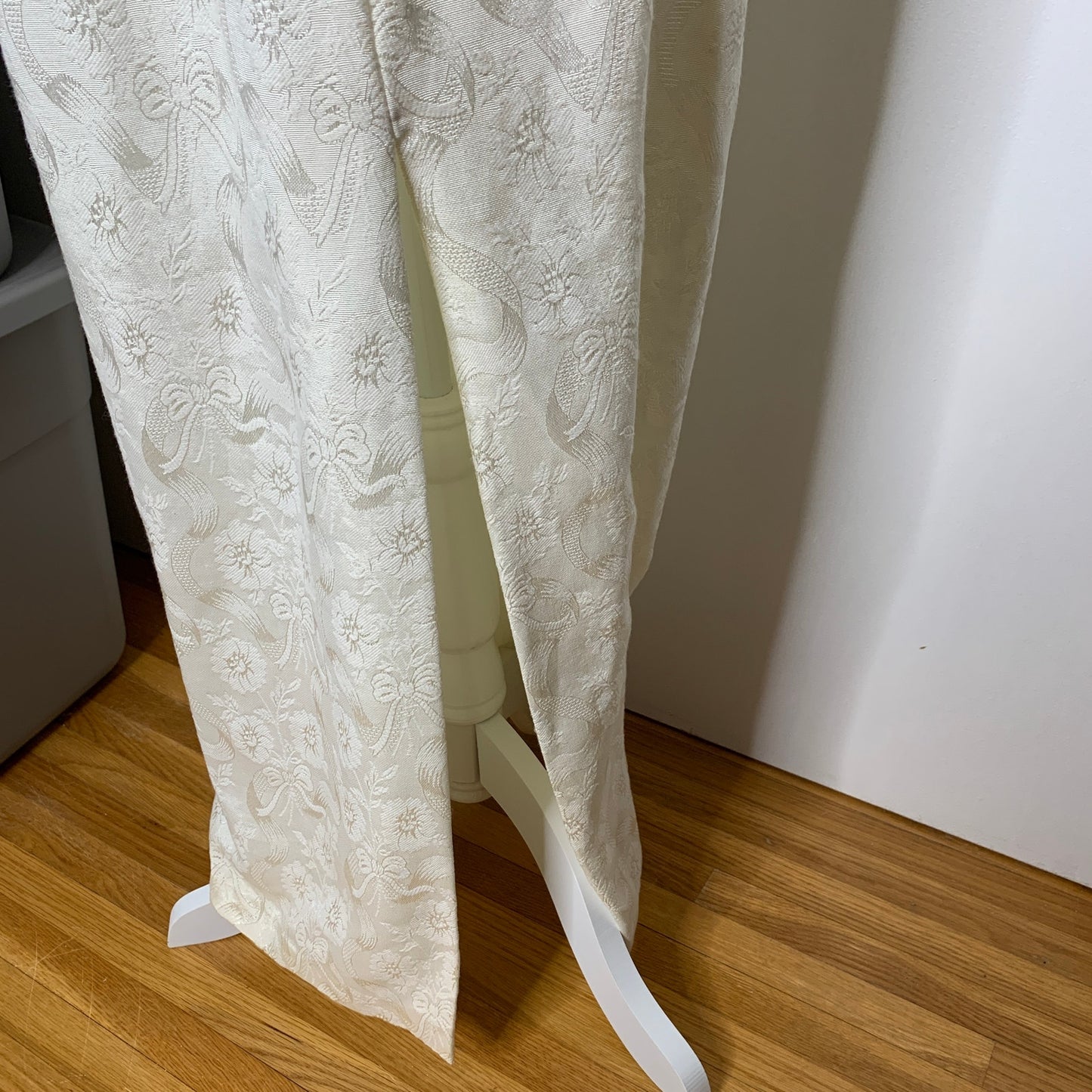 Vintage 90s off white lace trim jacquard fabric full length dress SZ M