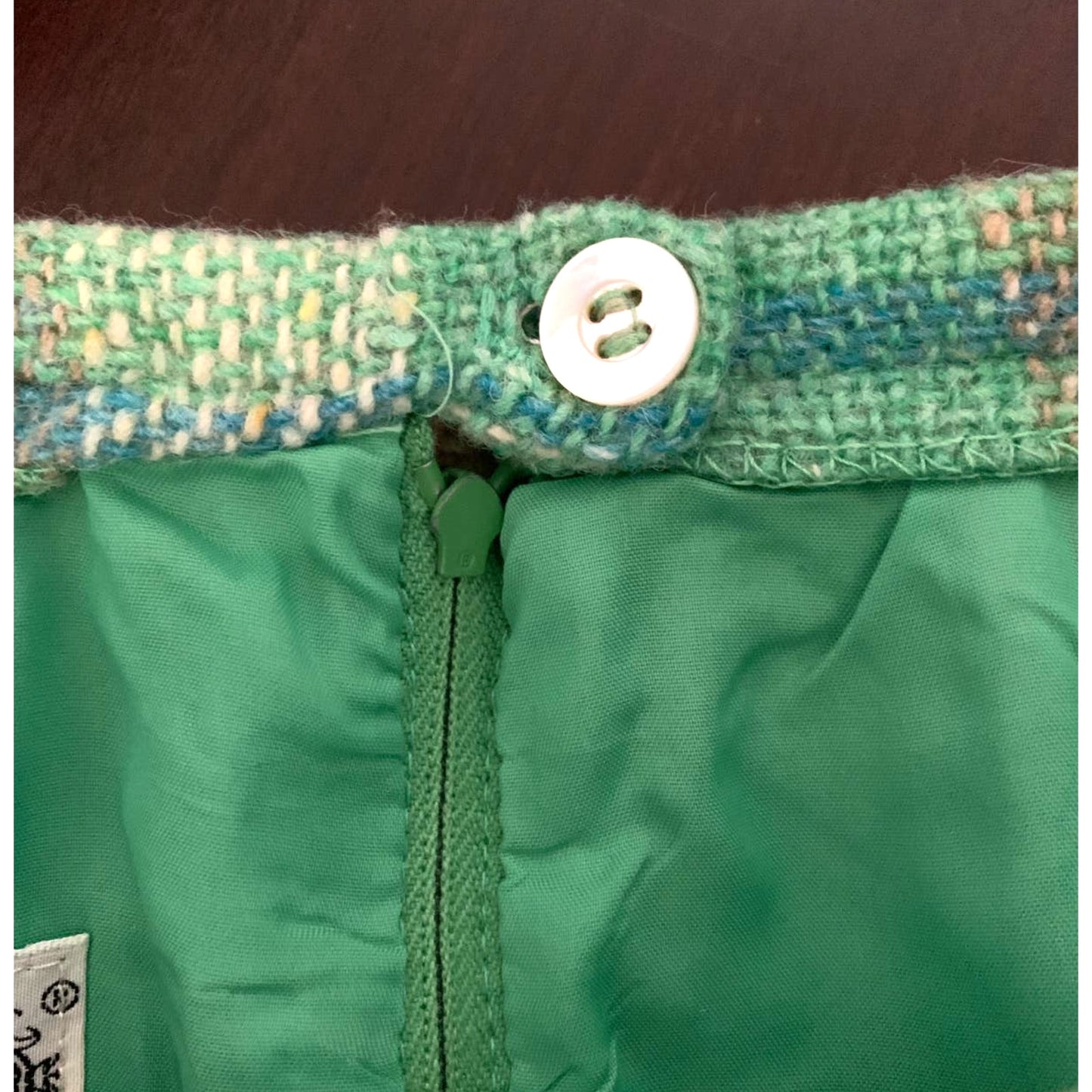 Vintage 60s Villager green wool tweed mini skirt SZ 2