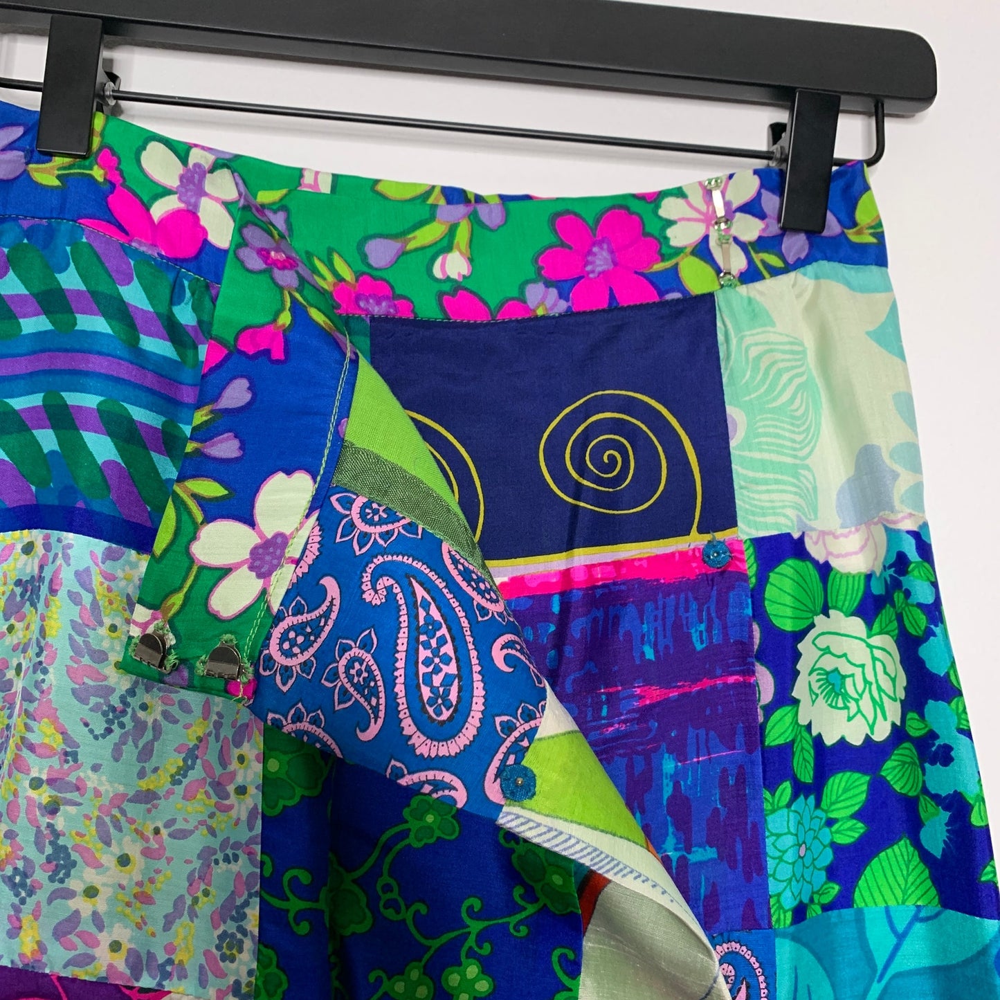 Vintage 60s 70s bohemian silk patchwork wrap style maxi skirt SZ 6