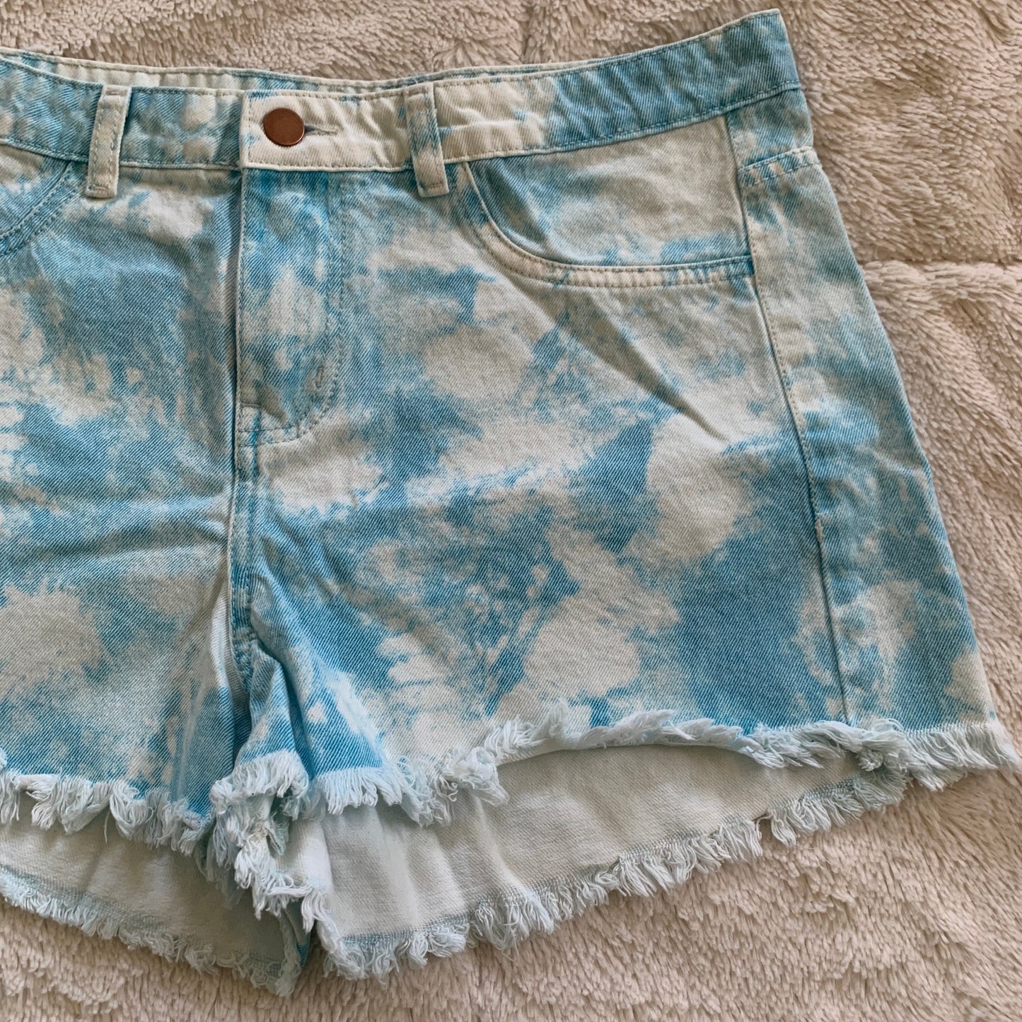 SHEIN tie dye cut off denim shorts SZ L