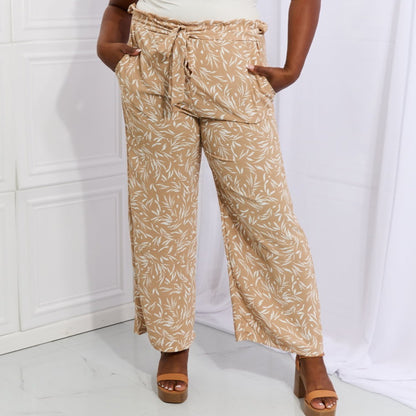 Right Angle Wide Leg Printed Pants (L-3X)