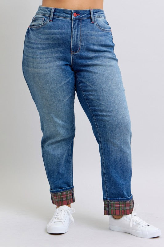 Judy Blue Daydream Believer Plaid Cuffed Boyfriend Jeans (0-24W)