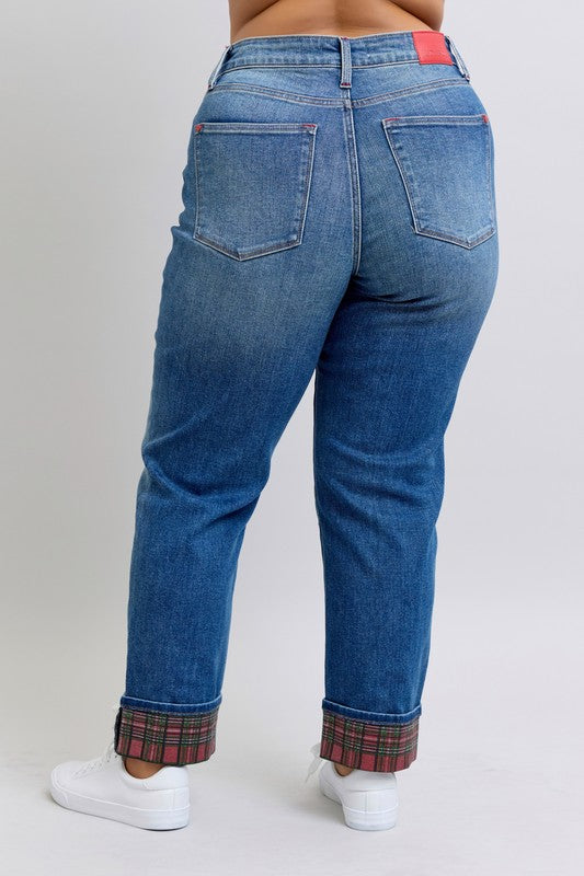 Judy Blue Daydream Believer Plaid Cuffed Boyfriend Jeans (0-24W)