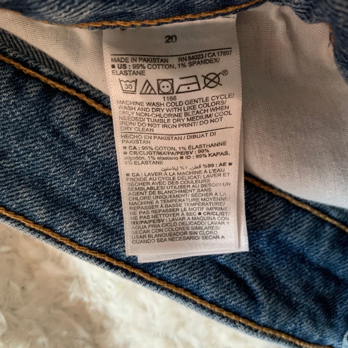 Old Navy OG Straight raw hem denim jean shorts SZ 20