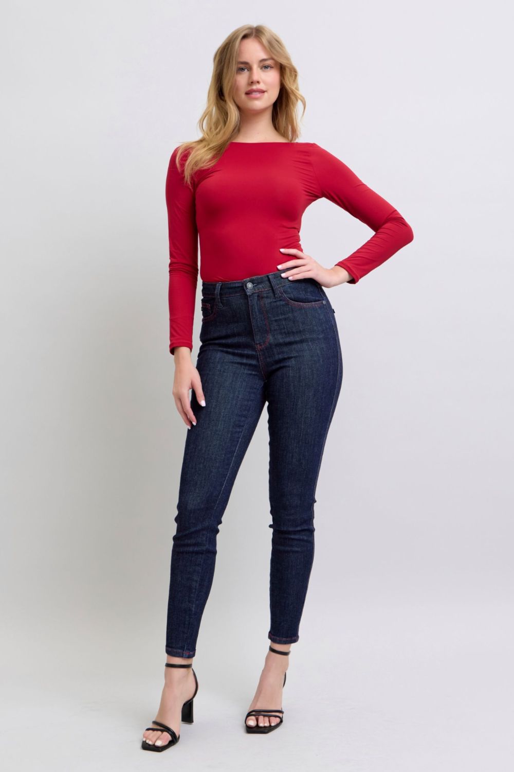 New Romantics Heart Shaped Pocket Skinny Jeans (0-24W)