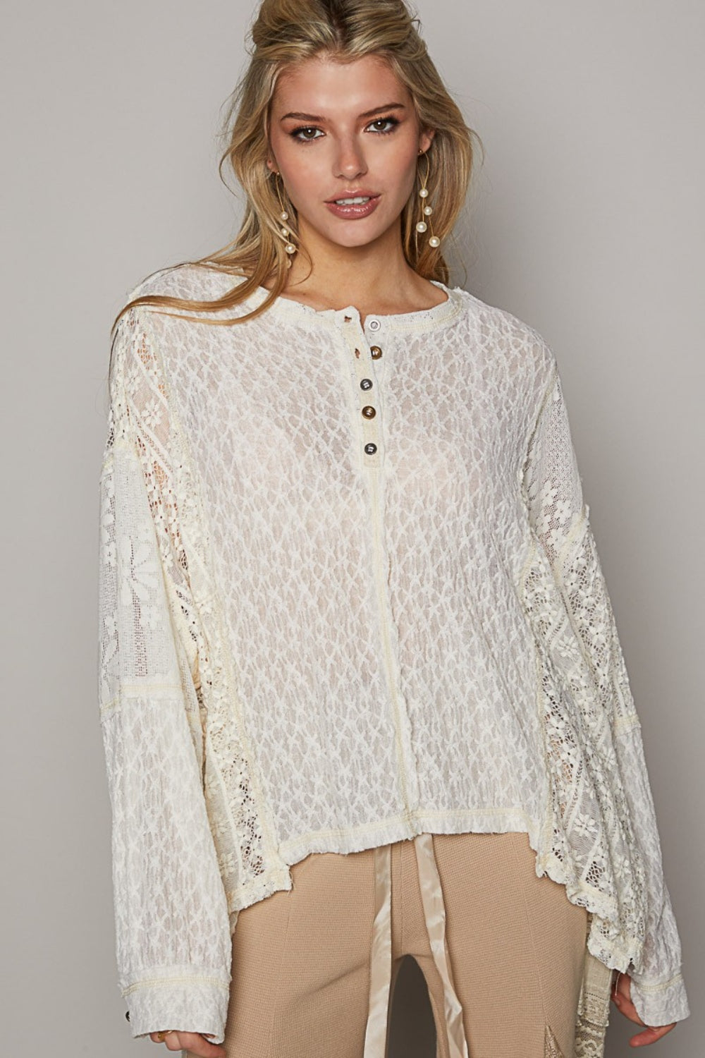 Older And Wiser Lace Top (S-L)