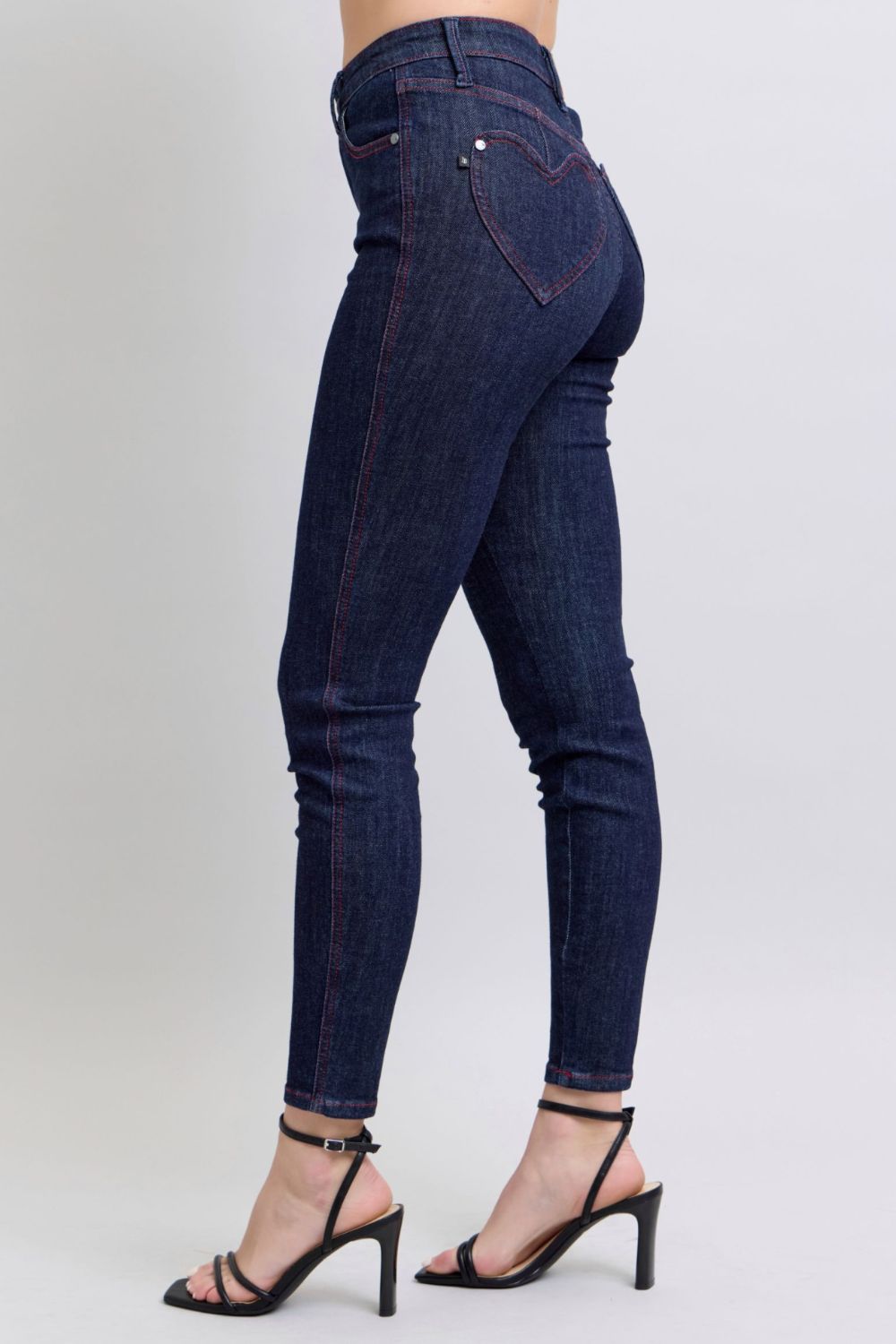 New Romantics Heart Shaped Pocket Skinny Jeans (0-24W)