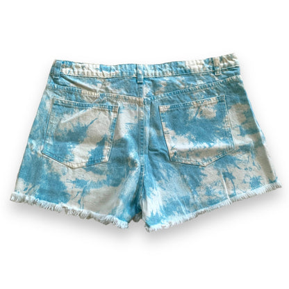 Tie dye cut off denim shorts SZ L