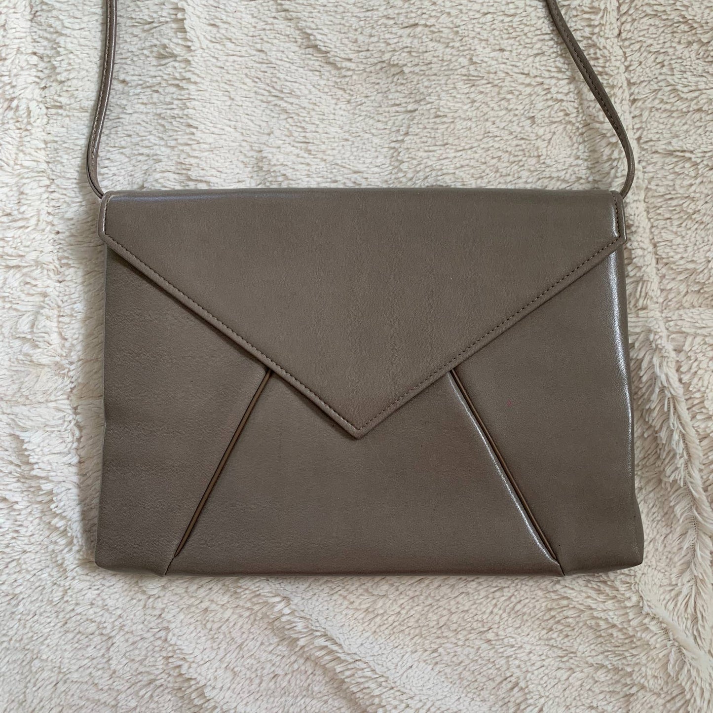 VINTAGE 80s gray leather large envelope style shoulder bag
